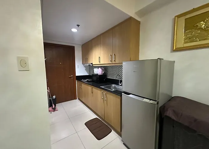Apartment Dainty Pasay For Rent - Entire House Front Of Mall Of *
