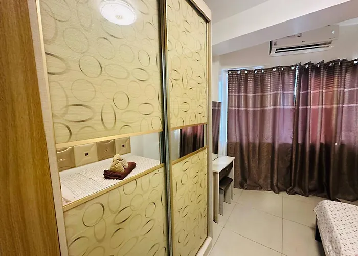 Apartment Dainty Pasay For Rent - Entire House Front Of Mall Of *