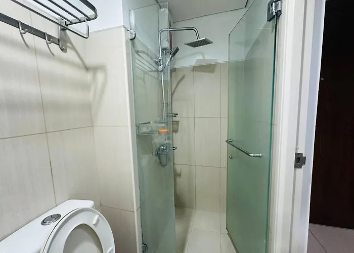 Apartment Dainty Pasay For Rent - Entire House Front Of Mall Of *