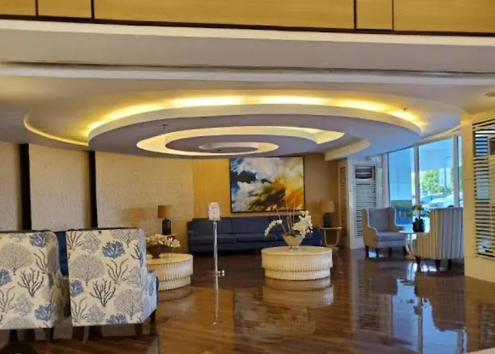Dainty Pasay For Rent - Entire House Front Of Mall Of Manila